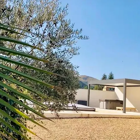 Holiday home Belle Vue Olargues